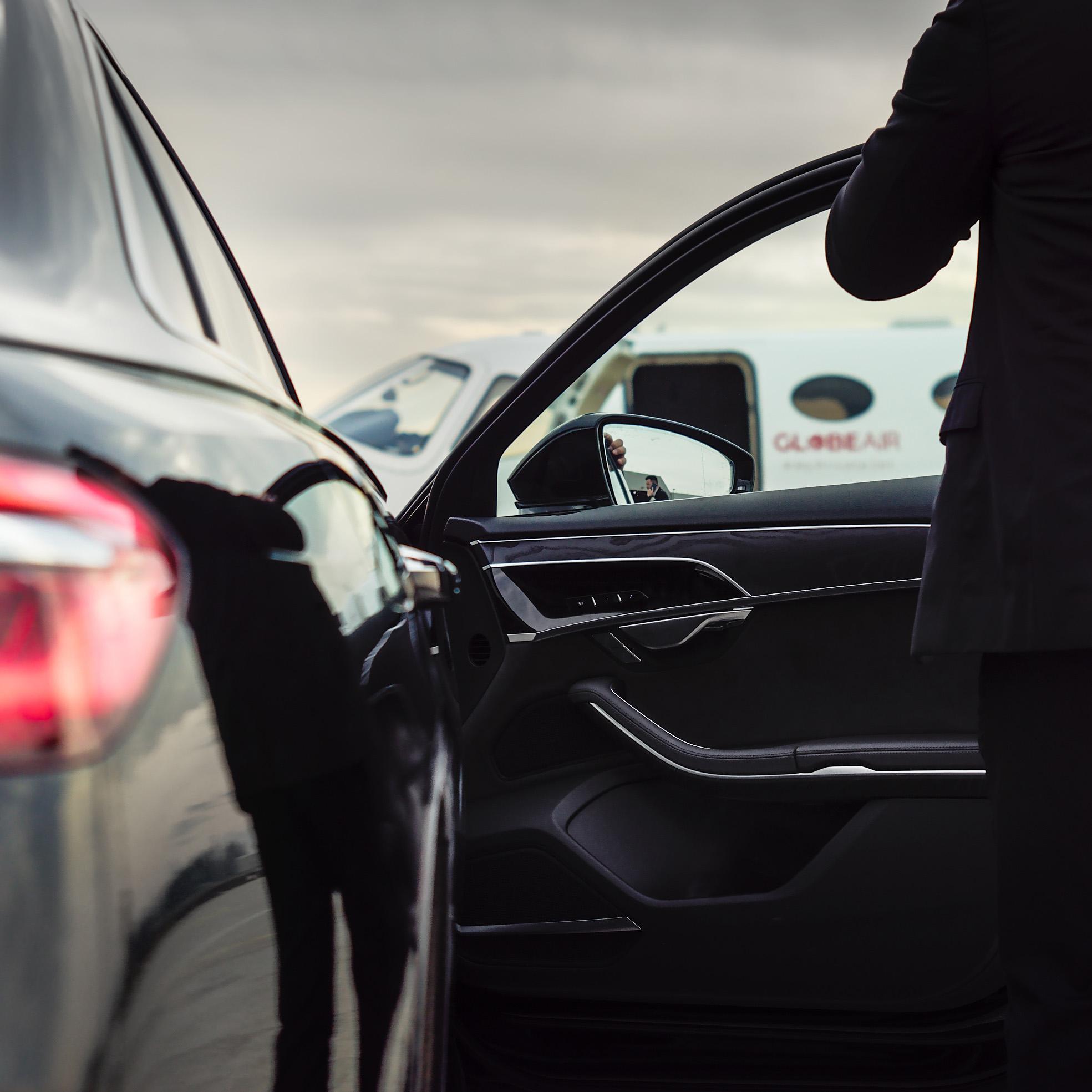 Limo Chauffeur Service in Prague