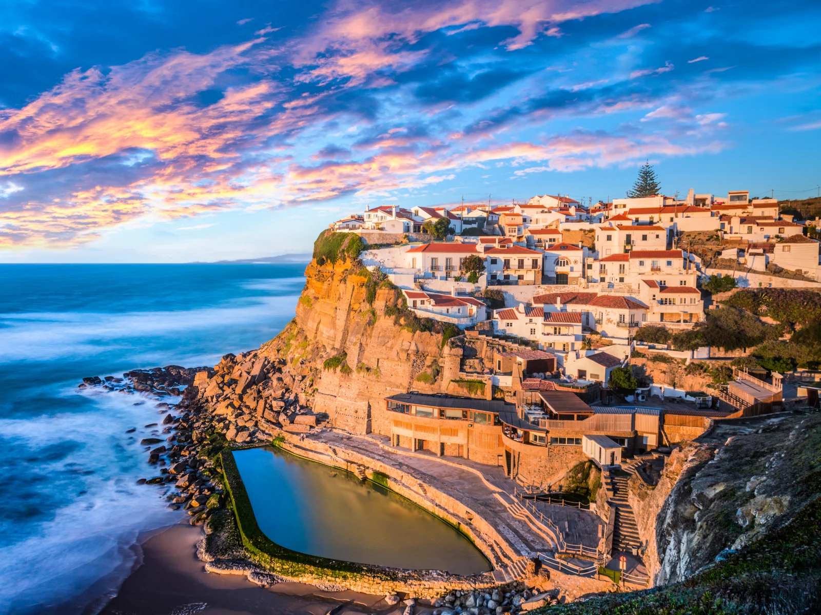 Limo & Chauffeur Service in Faro