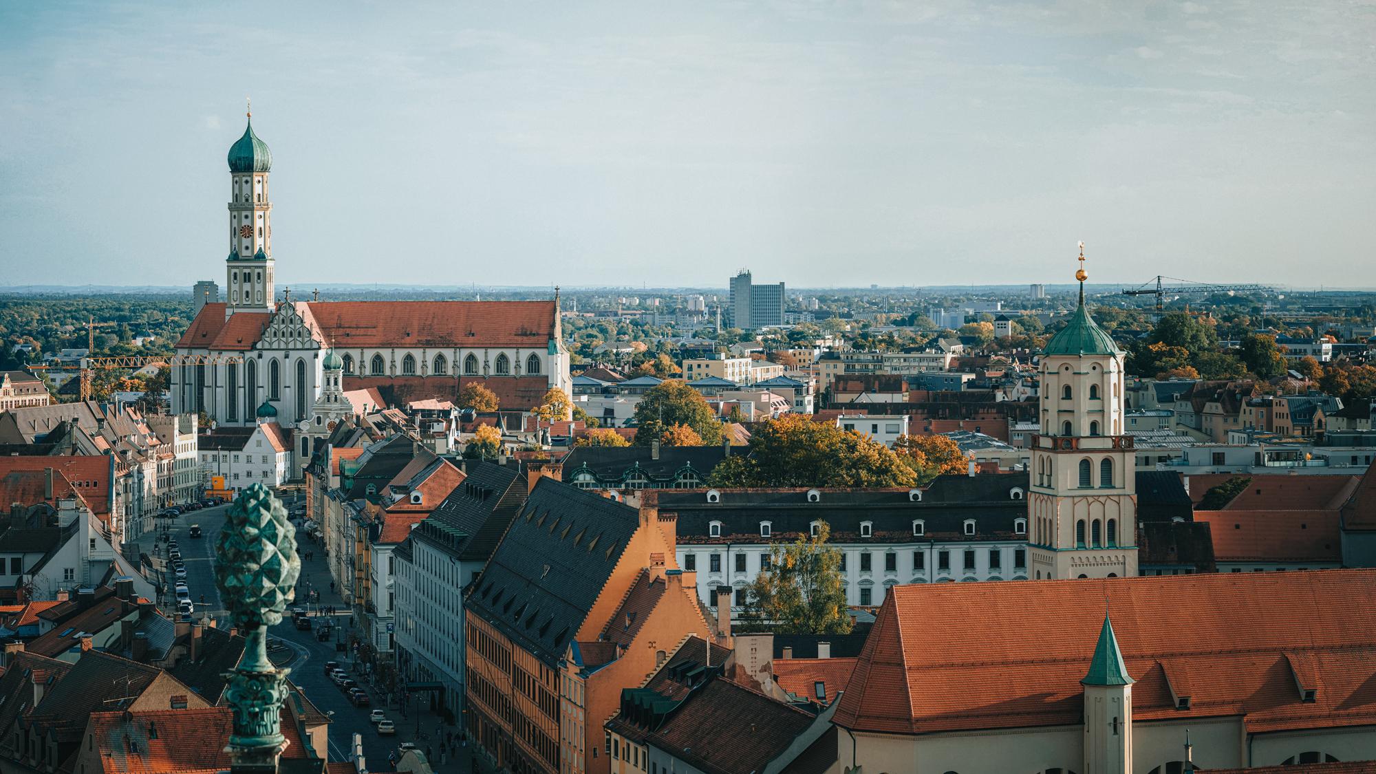 Limo Chauffeur Service in Augsburg